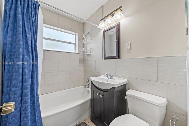 1125 NE 5th Ave 1, Fort Lauderdale, FL 33304