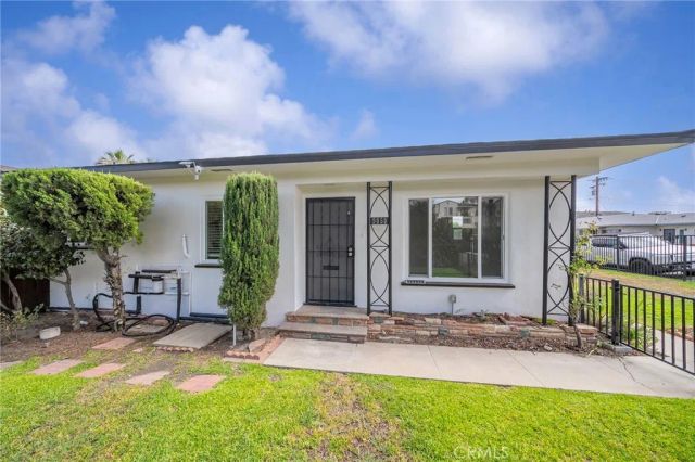 9050 Huntington Drive, San Gabriel, CA 91775