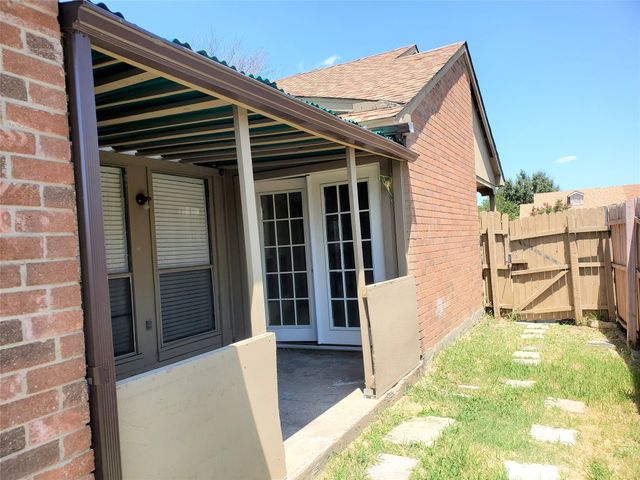 4527 Chapman Street, The Colony, TX 75056