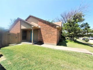4527 Chapman Street, The Colony, TX 75056