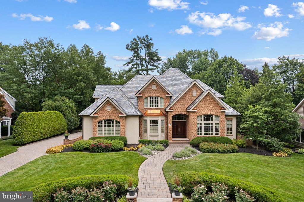 2 LOUCROFT AVE, Haddon Heights, NJ 08035