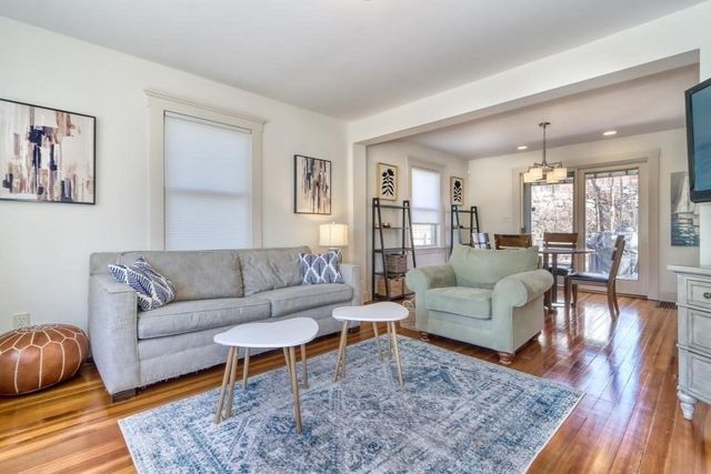 17 Russell Rd, Winchester, MA 01890