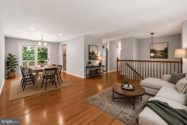 9812 OLEANDER AVE, Vienna, VA 22181