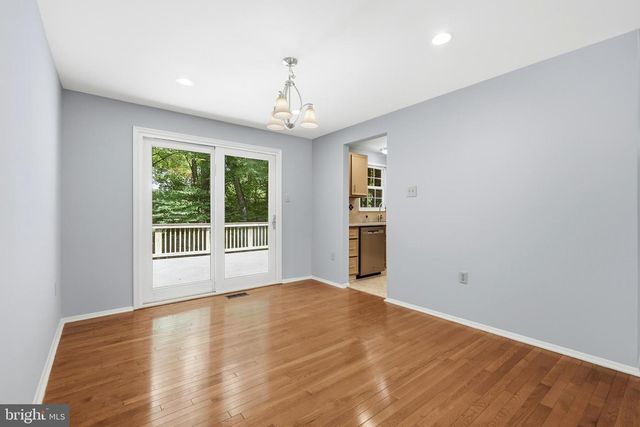 9812 OLEANDER AVE, Vienna, VA 22181