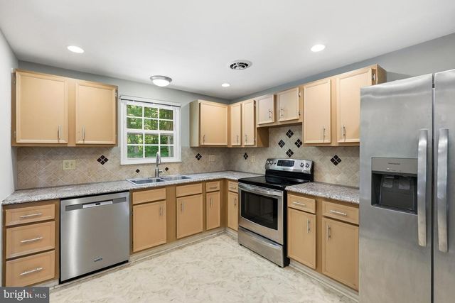 9812 OLEANDER AVE, Vienna, VA 22181
