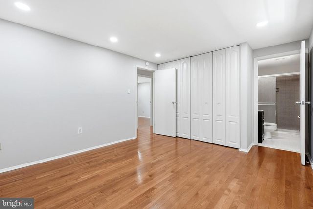 9812 OLEANDER AVE, Vienna, VA 22181