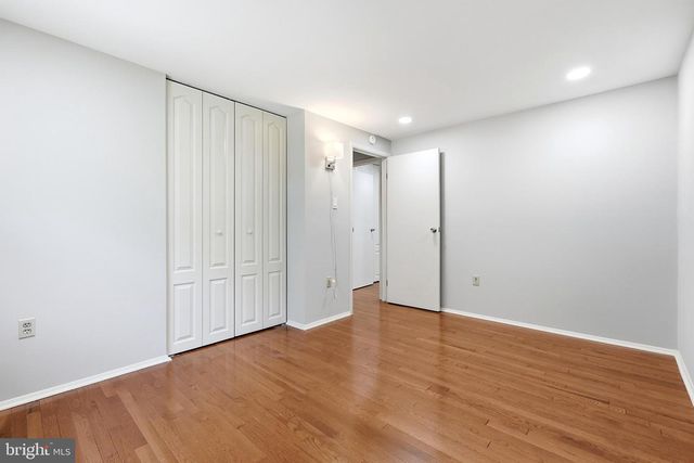 9812 OLEANDER AVE, Vienna, VA 22181