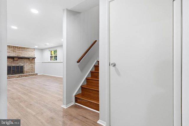 9812 OLEANDER AVE, Vienna, VA 22181