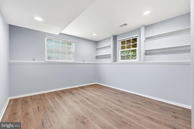 9812 OLEANDER AVE, Vienna, VA 22181