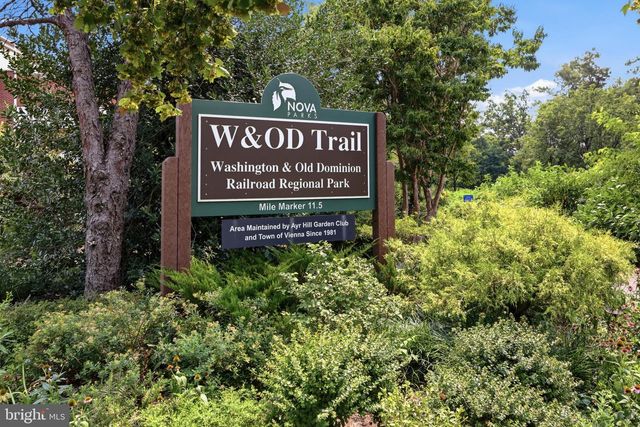 9812 OLEANDER AVE, Vienna, VA 22181