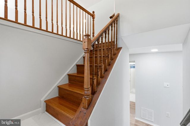 9812 OLEANDER AVE, Vienna, VA 22181
