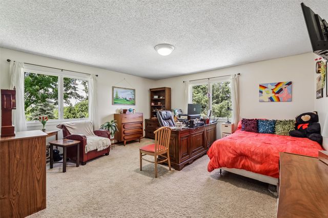8241 R63 Highway, Indianola, IA 50125