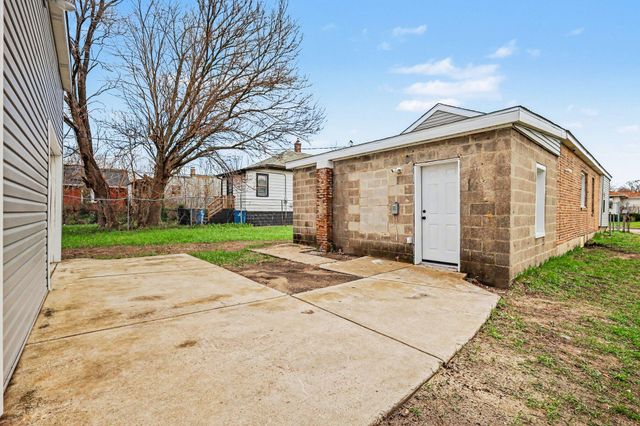 2420 Connecticut Street, Gary, IN 46407