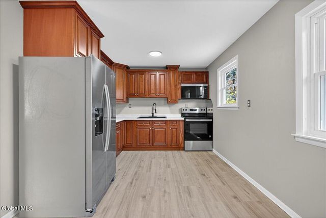 12 Kristan Drive, Milton, NY 12020