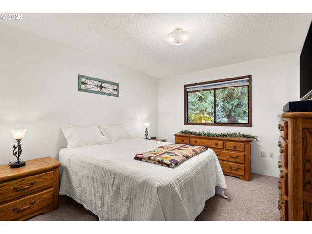 213 BOWEN Rd, Mossyrock, WA 98564