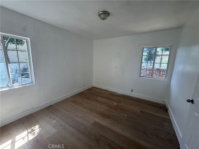 2101 S Sycamore, Santa Ana, CA 92707