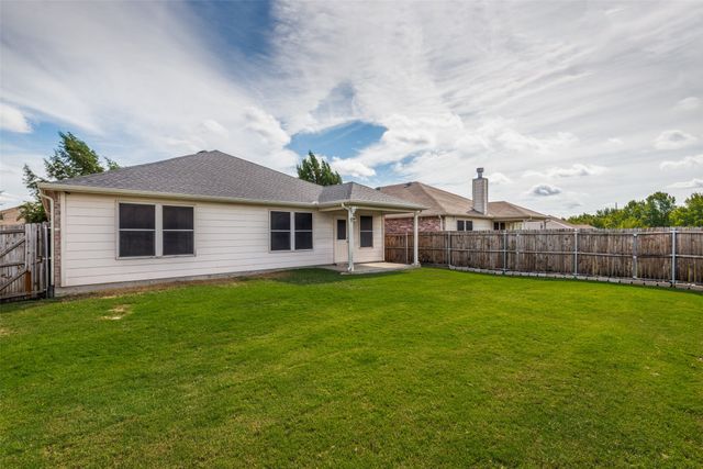 125 Abelia Drive, Fate, TX 75189