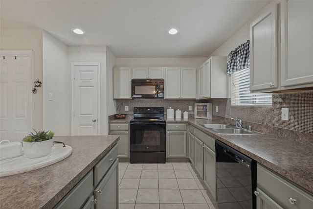 125 Abelia Drive, Fate, TX 75189