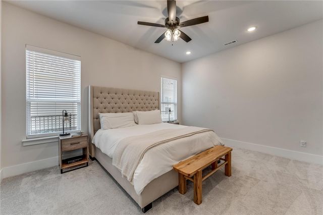 6807 Autumn Avenue, Springdale, AR 72762