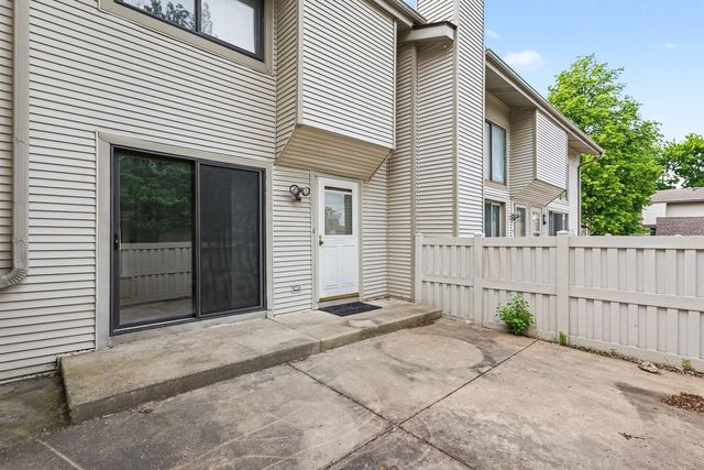 541 Verde Drive, Schaumburg, IL 60173