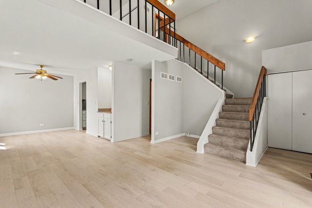 541 Verde Drive, Schaumburg, IL 60173