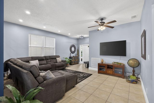 5953 Asturian Trail, Lake Worth, FL 33449