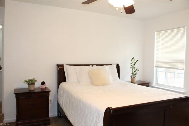 615 Lake Shores DR, Portsmouth, VA 23707