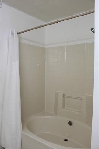 615 Lake Shores DR, Portsmouth, VA 23707