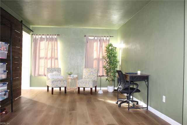 615 Lake Shores DR, Portsmouth, VA 23707