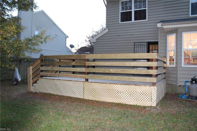 615 Lake Shores DR, Portsmouth, VA 23707