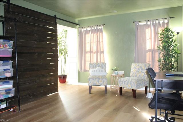 615 Lake Shores DR, Portsmouth, VA 23707