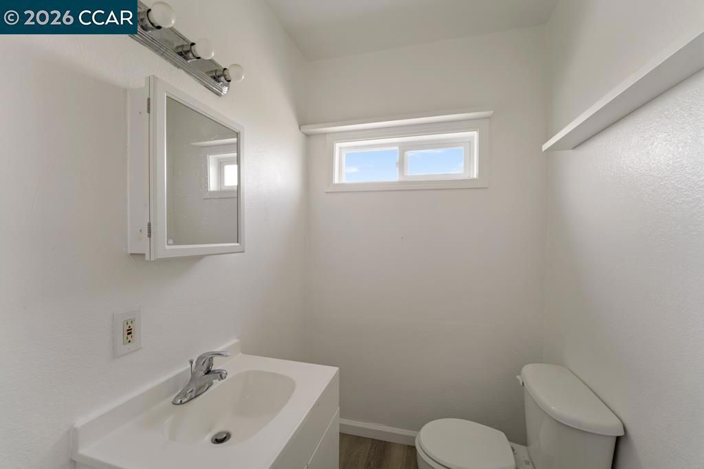 Image 16 of property listing at 400 Bissell Ave, Richmond, CA 94801