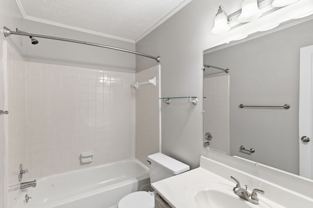 200 Barrington Ct, Old Hickory, TN 37138