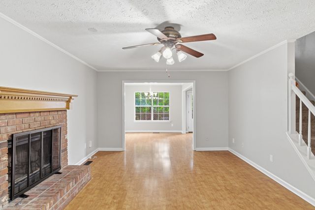200 Barrington Ct, Old Hickory, TN 37138