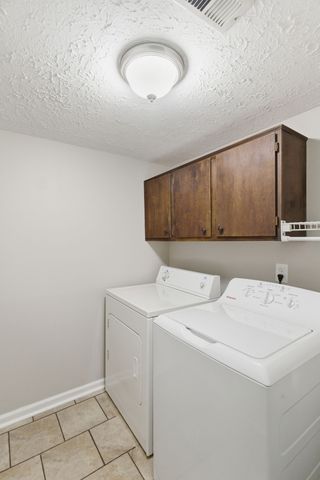 200 Barrington Ct, Old Hickory, TN 37138