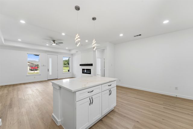 418 Starboard Drive, Gun Barrel City, TX 75156