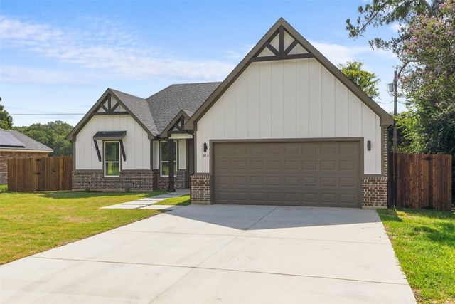 418 Starboard Drive, Gun Barrel City, TX 75156