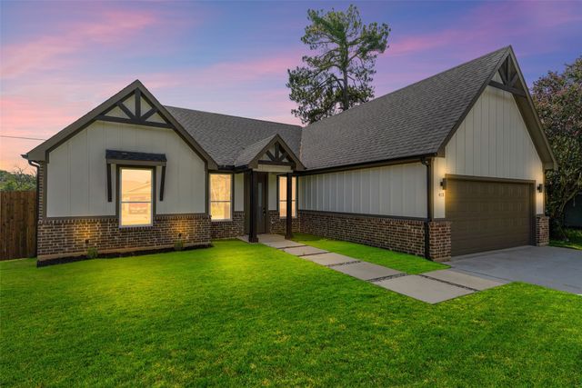 418 Starboard Drive, Gun Barrel City, TX 75156