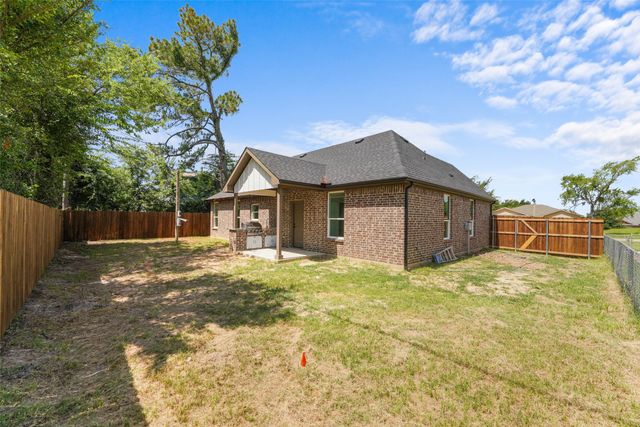 418 Starboard Drive, Gun Barrel City, TX 75156