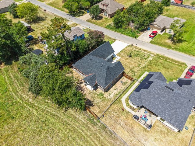 418 Starboard Drive, Gun Barrel City, TX 75156