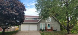 6405 S 24th Street, St Joseph, MO 64504