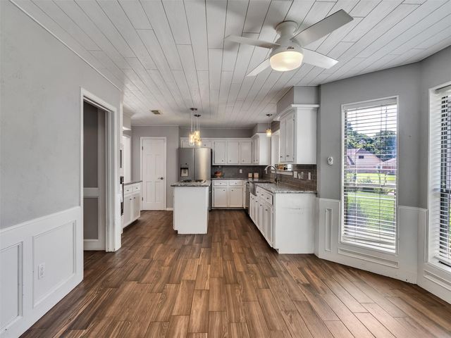 15203 River Park Drive, Houston, TX 77070