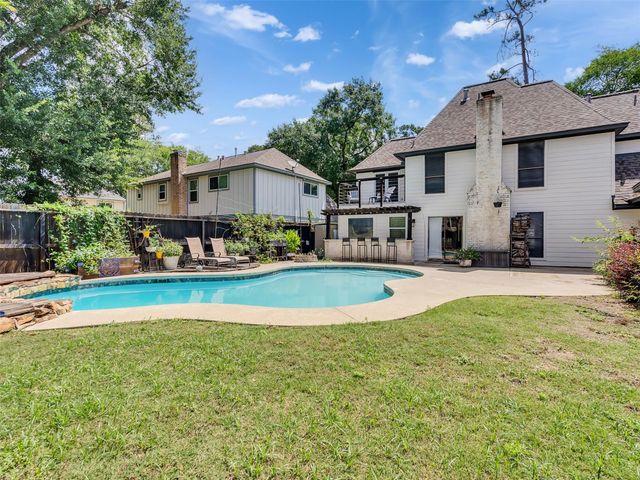 15203 River Park Drive, Houston, TX 77070
