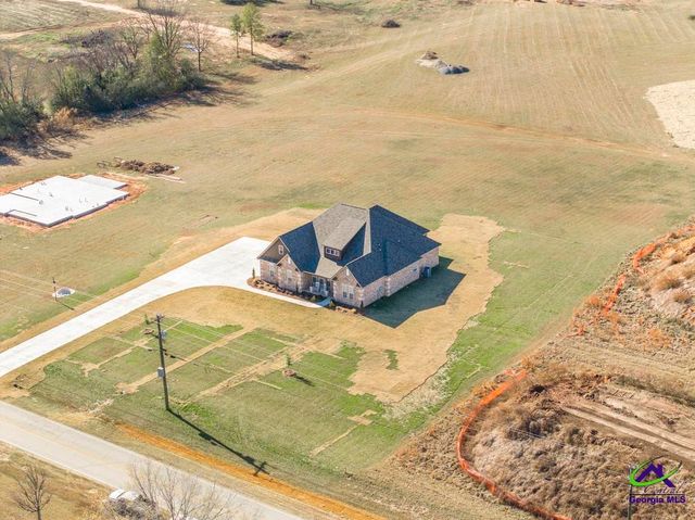 463 Arena Road, Perry, GA 31069