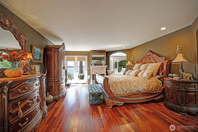 4076 S Camano Drive, Camano Island, WA 98282