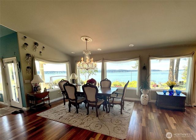 4076 S Camano Drive, Camano Island, WA 98282