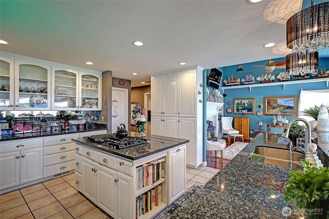 4076 S Camano Drive, Camano Island, WA 98282