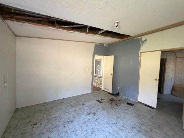 322 Nueces Drive, Trinity, TX 75862