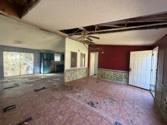 322 Nueces Drive, Trinity, TX 75862