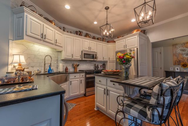 622 Tarheel West Drive, Murphy, NC 28906
